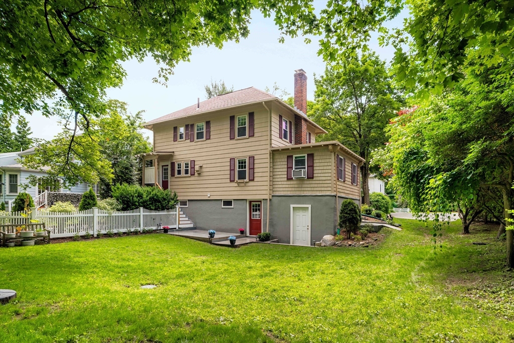 16 Chapin Rd, Newton Center