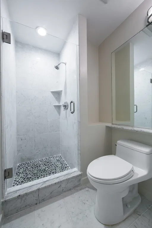 755 Boylston St, Back Bay