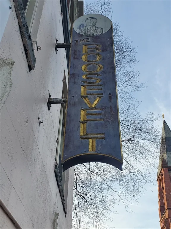 415 County St, New Bedford