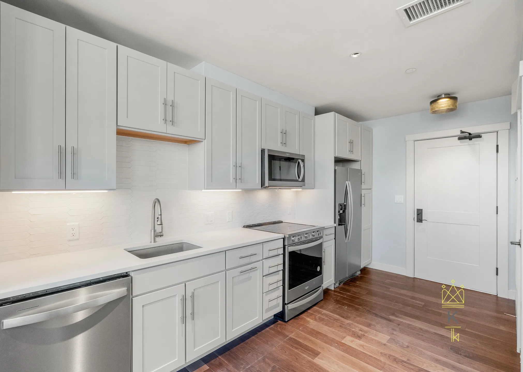 136 Babcock St, North Brookline