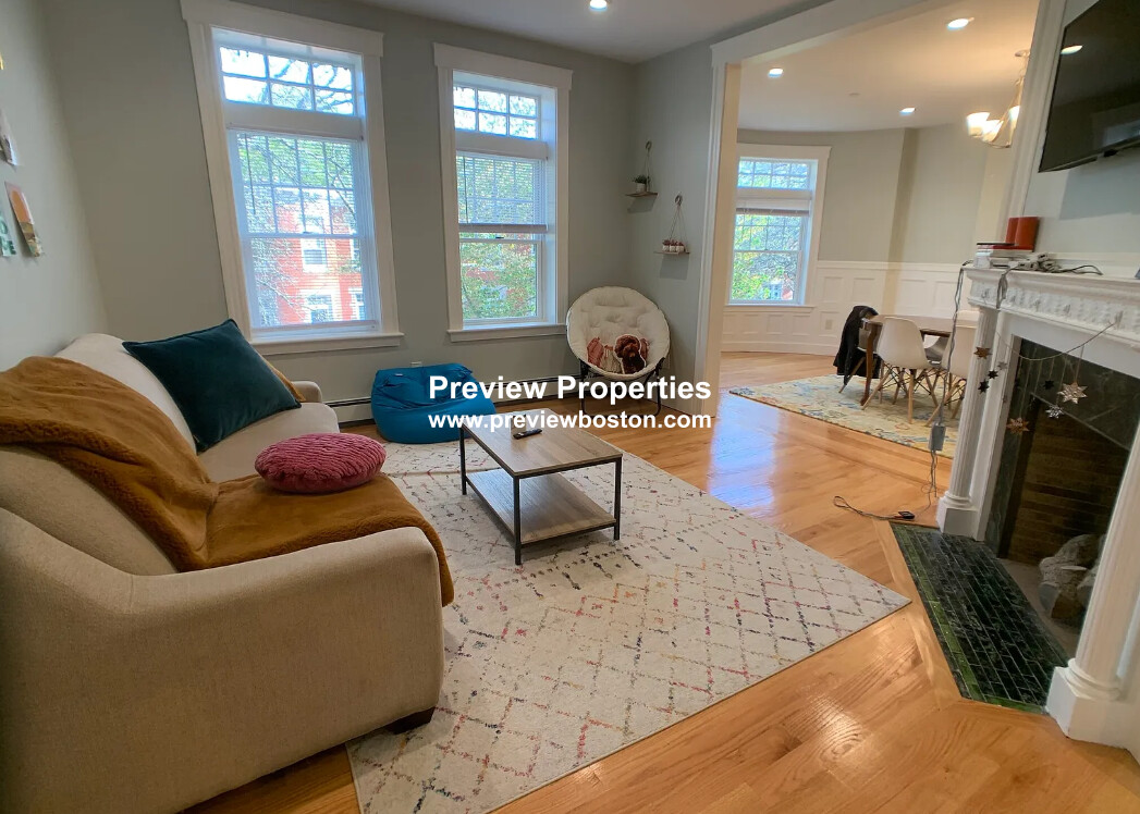 11 Strathmore Rd, Brookline