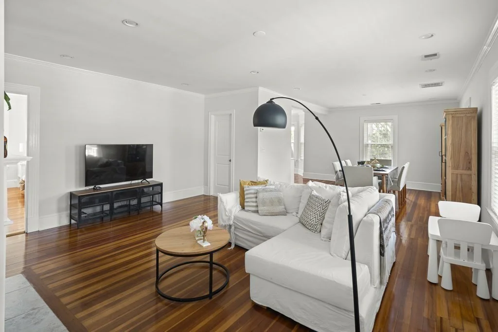 1281 Walnut St, Newton