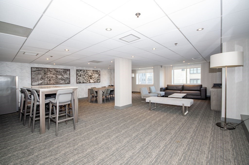 8 Museum Way, East Cambridge