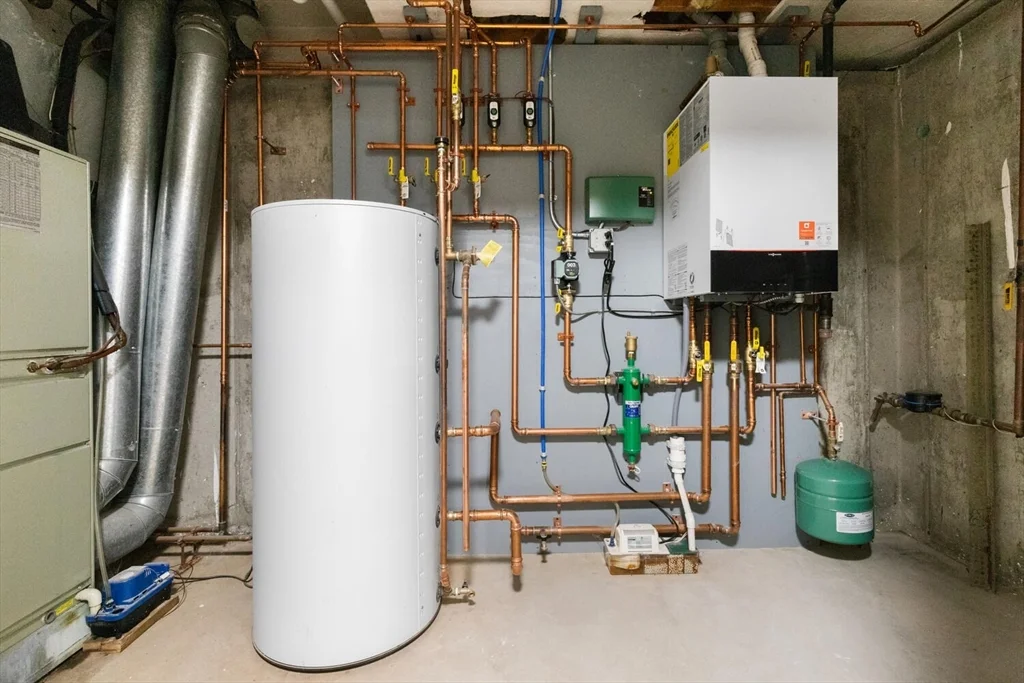 29 Cottage St, Newton Upper Falls