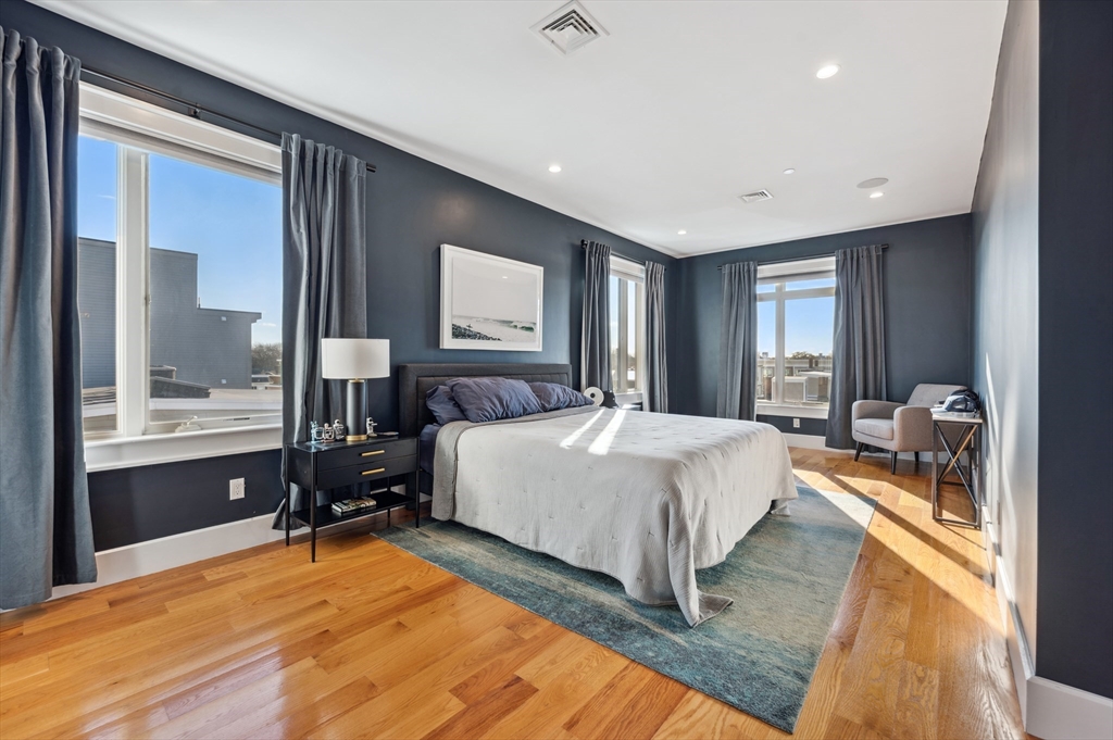 17 Vinton St, South Boston