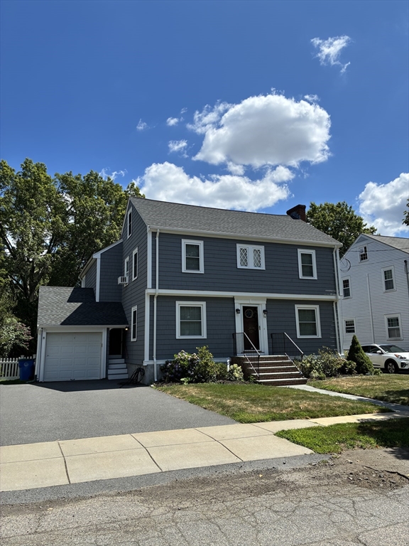 74 Munroe St, Belmont