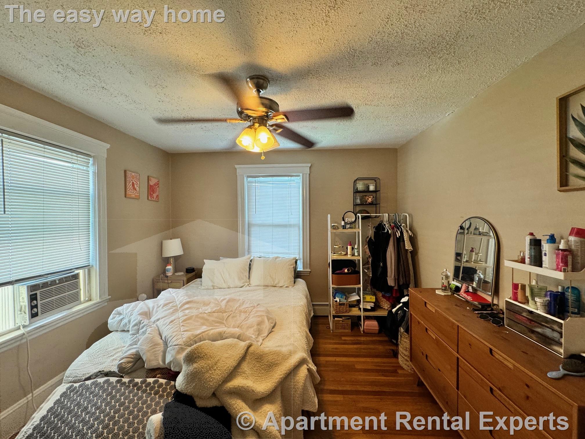 44 Clarendon Ave, Teele Square