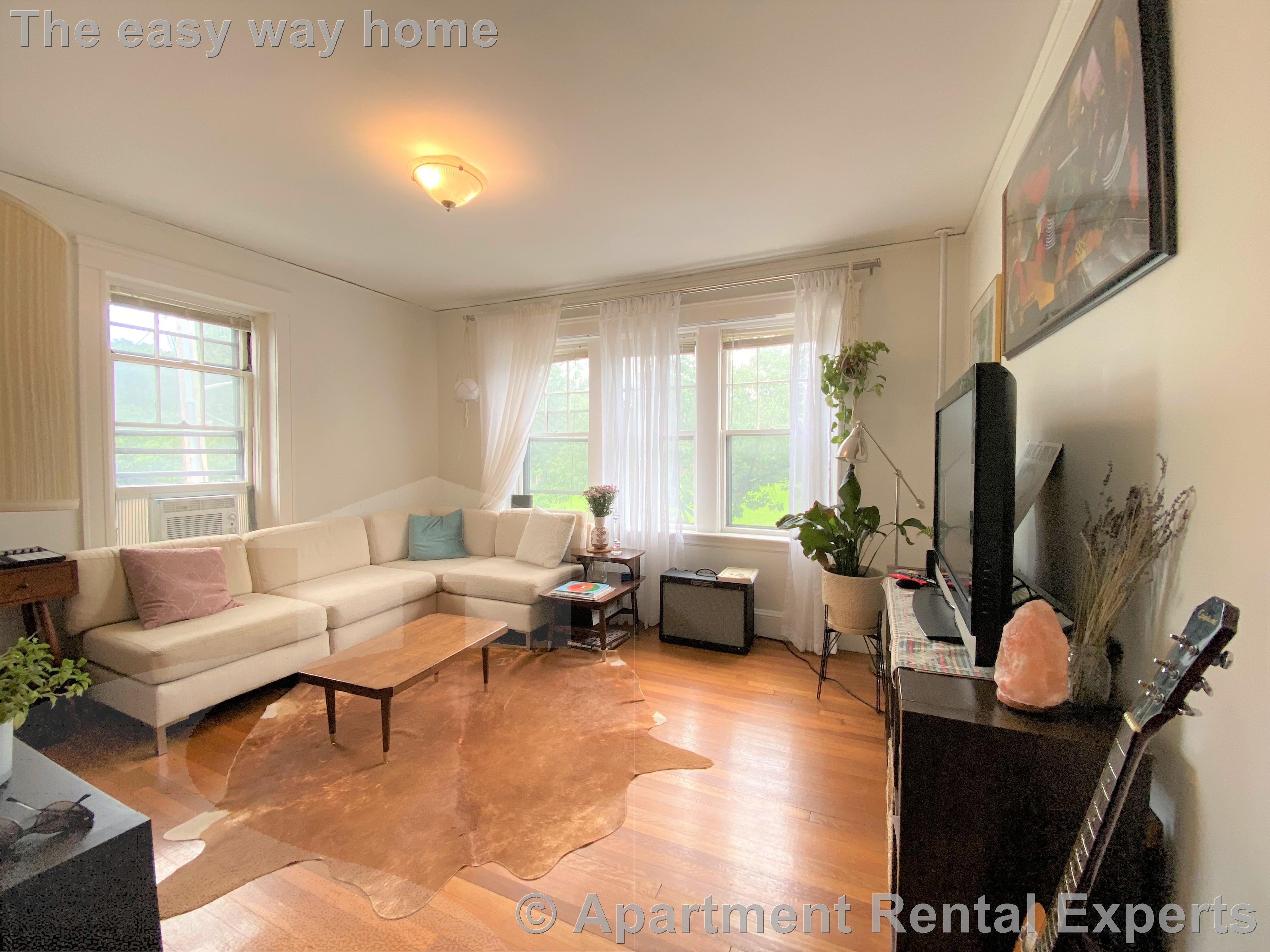 168 Norfolk St, Central Square