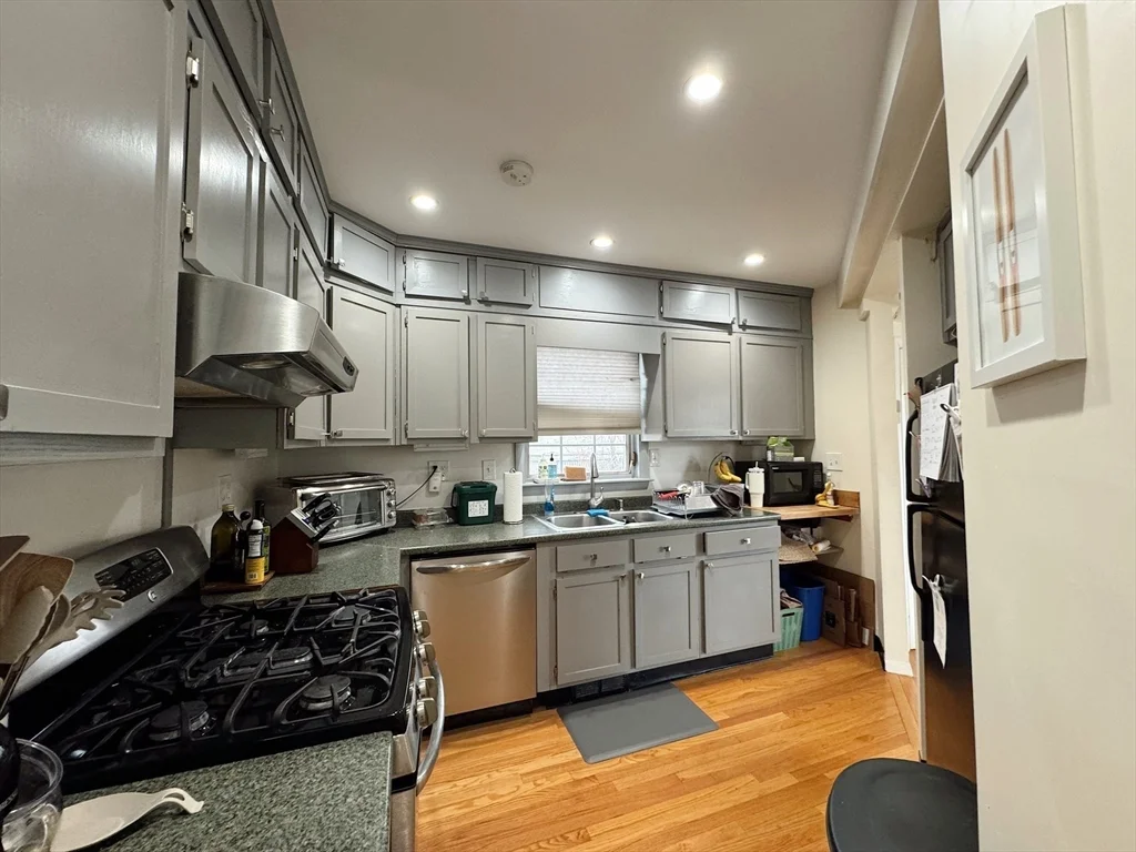 340 Putnam Ave, Cambridgeport
