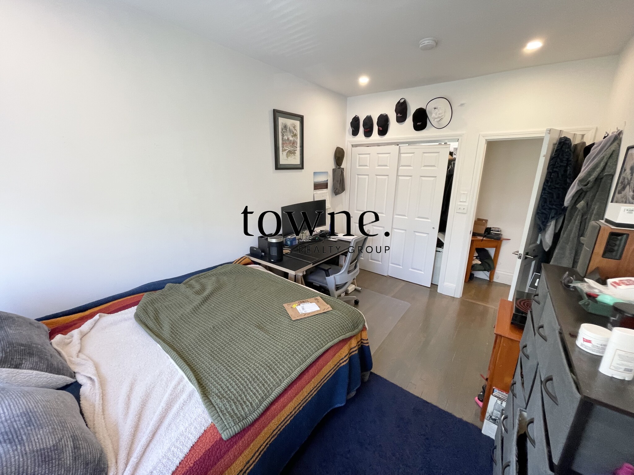 1406 Beacon St, Corey Hill