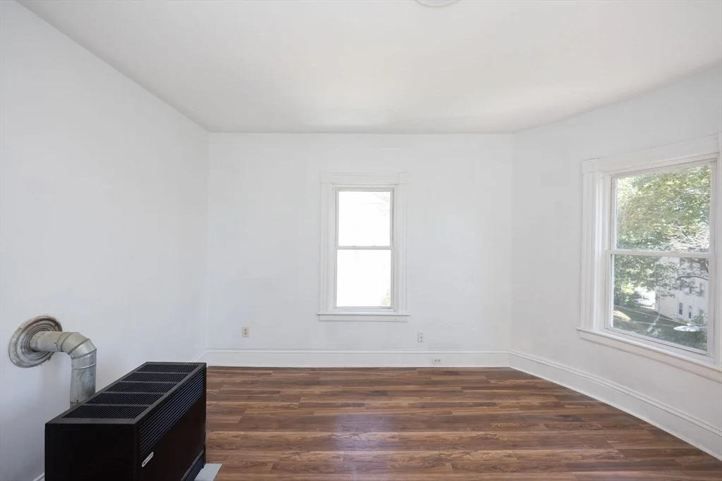 6 Vernon Street Pl, Worcester