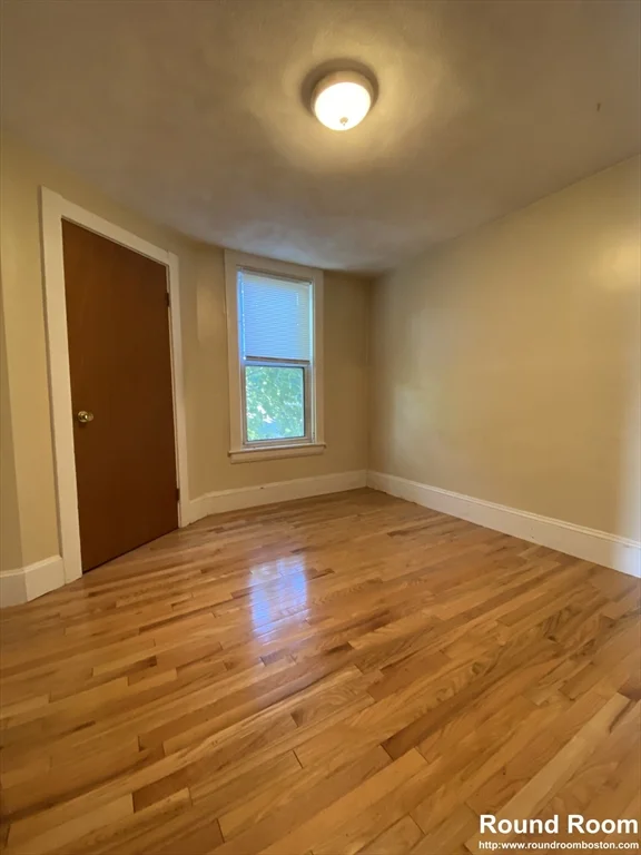 51 Aldie, Lower Allston