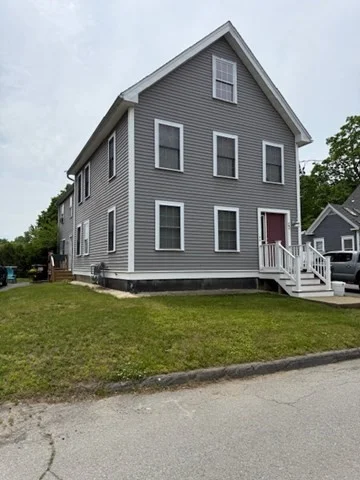 23 Grove St, Ayer