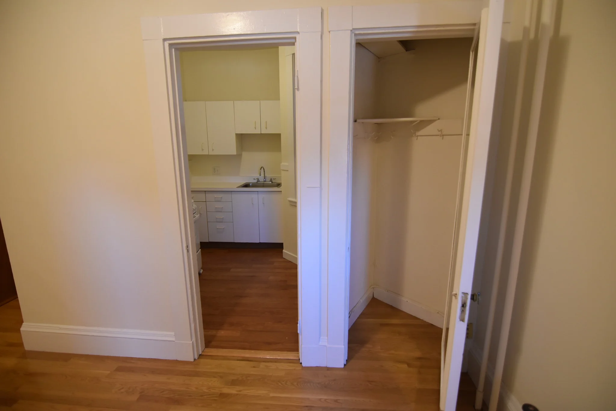 504 Beacon St, Fenway