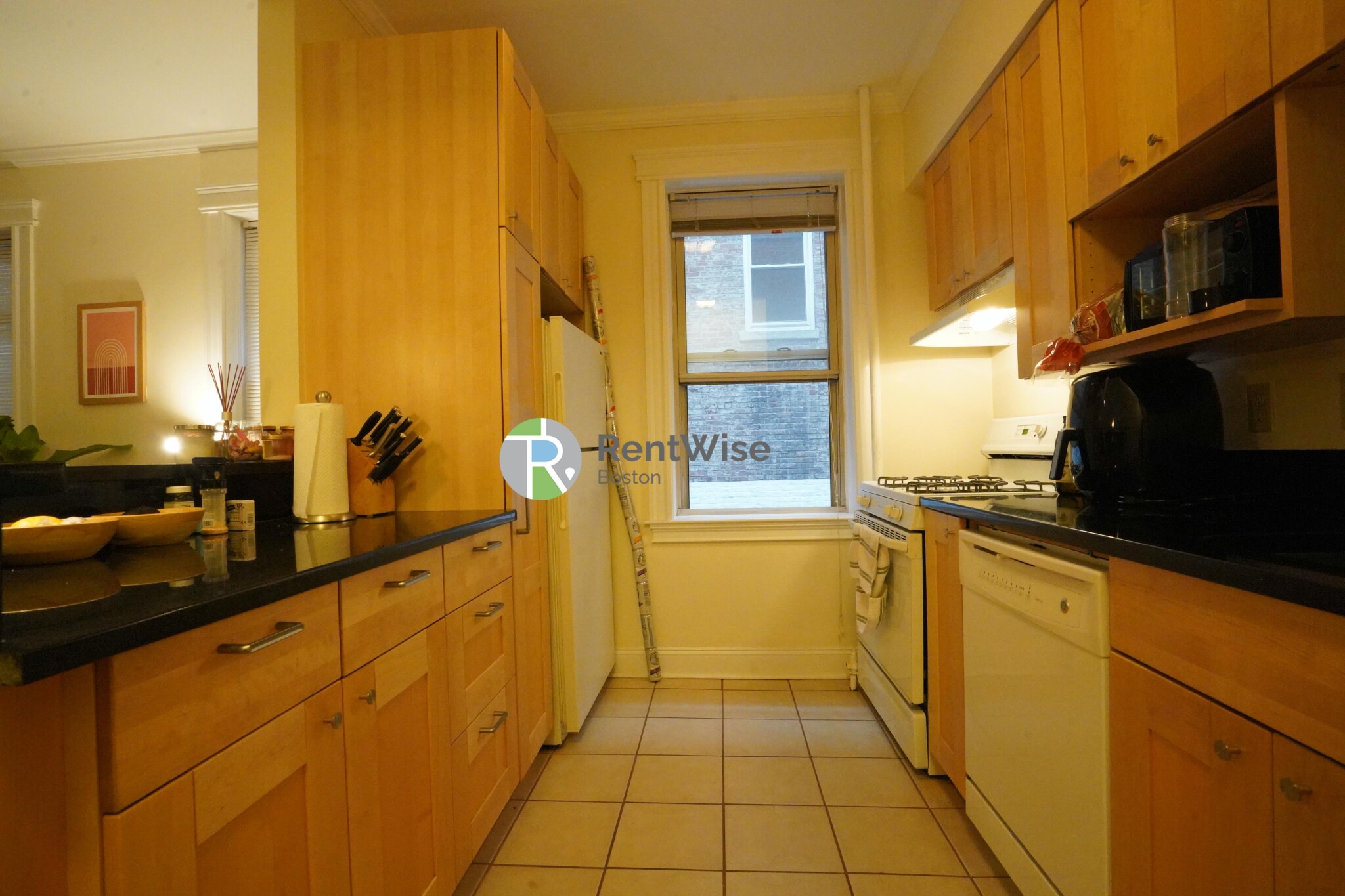 25 Queensberry St, Fenway