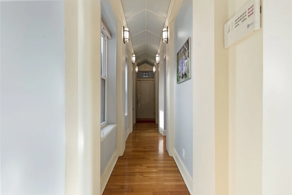 411 Marlborough St, Back Bay