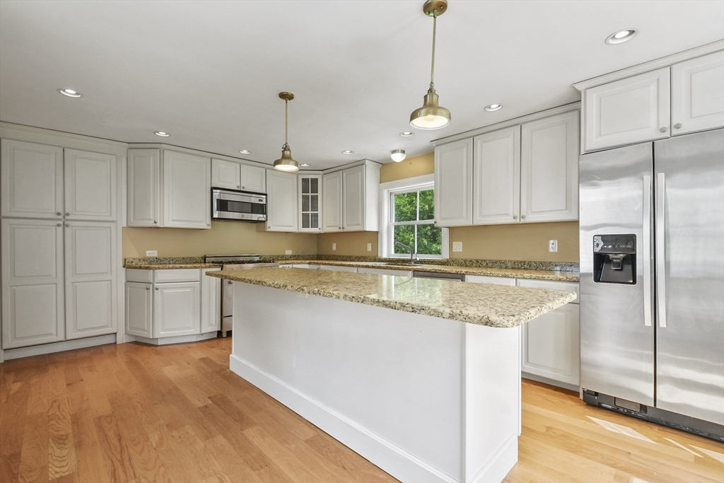 114 Old Oaken Bucket Rd, Norwell