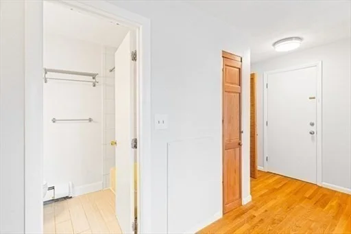 295 Main St, Reading
