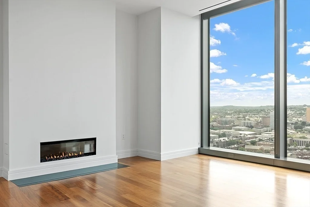 1 Dalton St, Back Bay