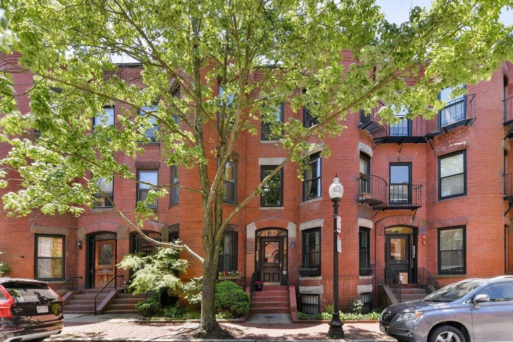 21 Cumberland St, Boston
