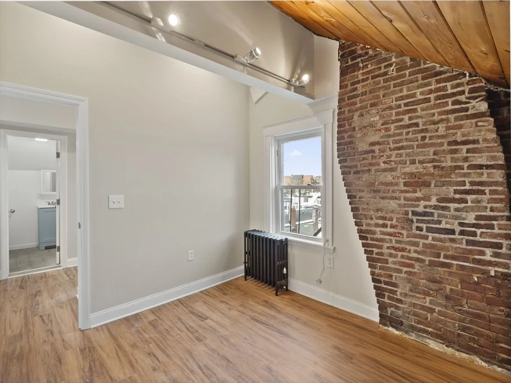 149 Dorchester St, South Boston