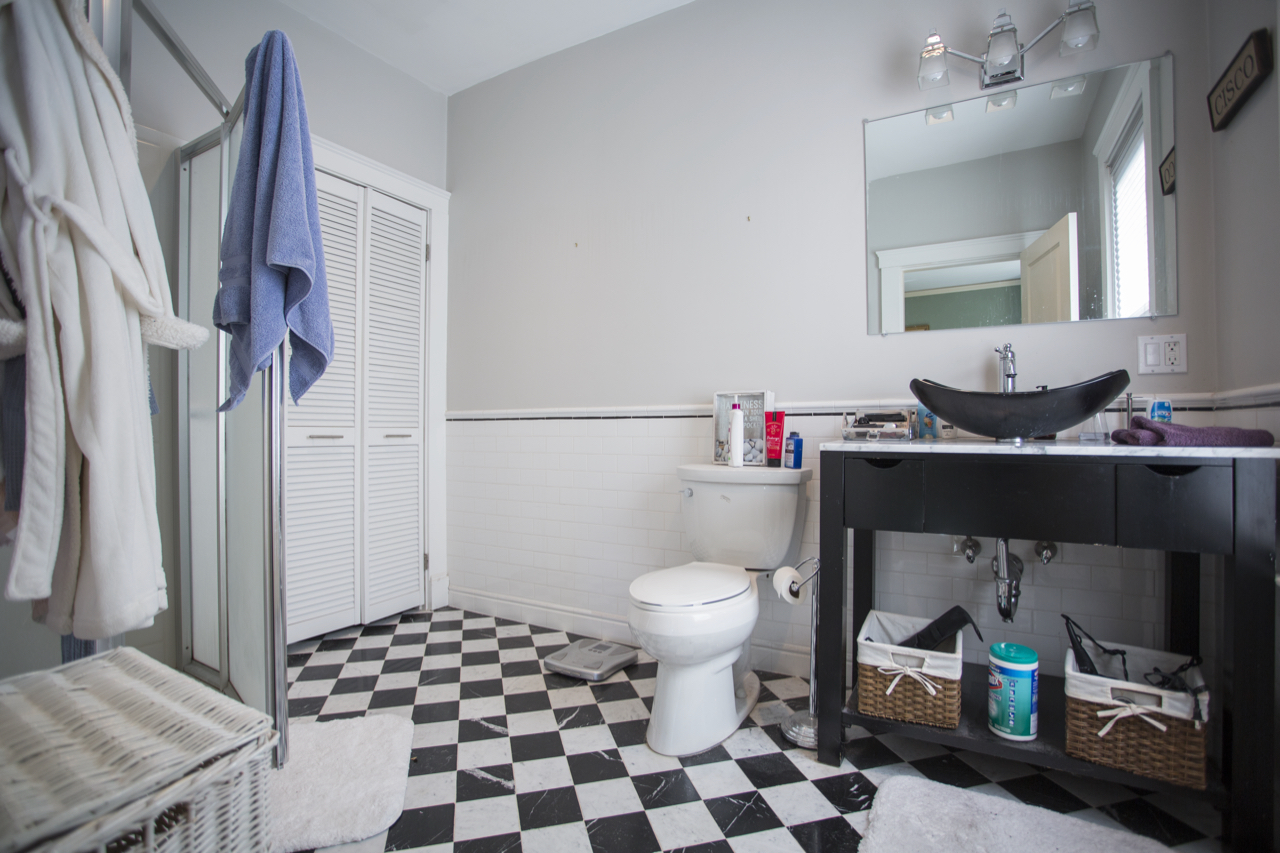2 bed, 2 bath apartment for rent at 638 8th St Unit 2, South Boston — photo 3 of 13