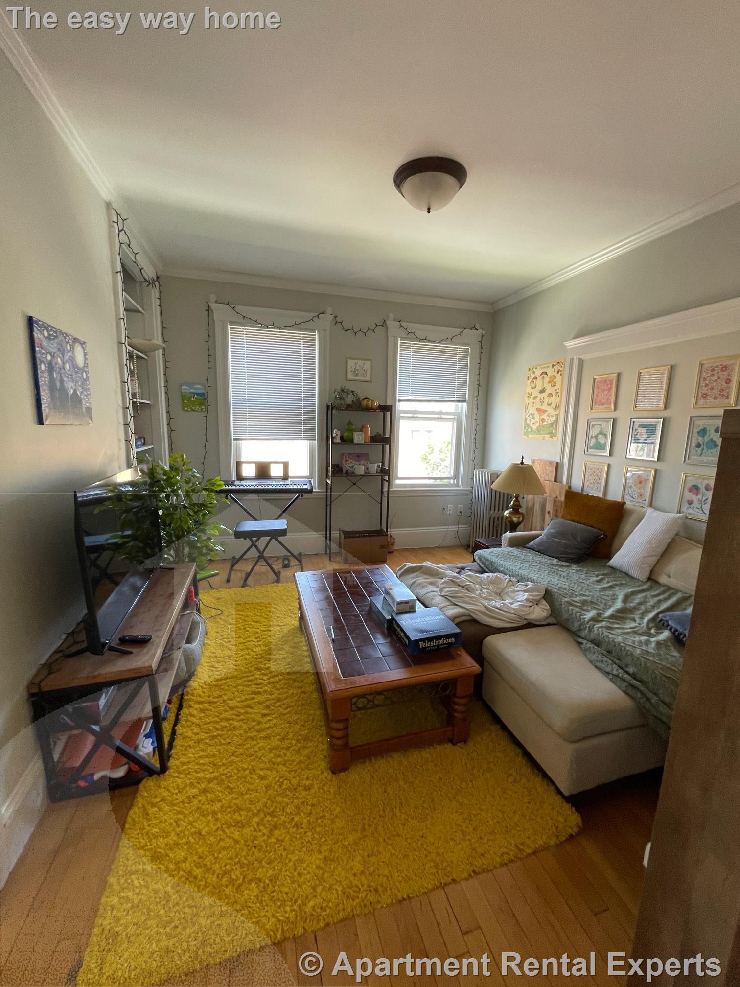 15 Farragut Ave, Teele Square