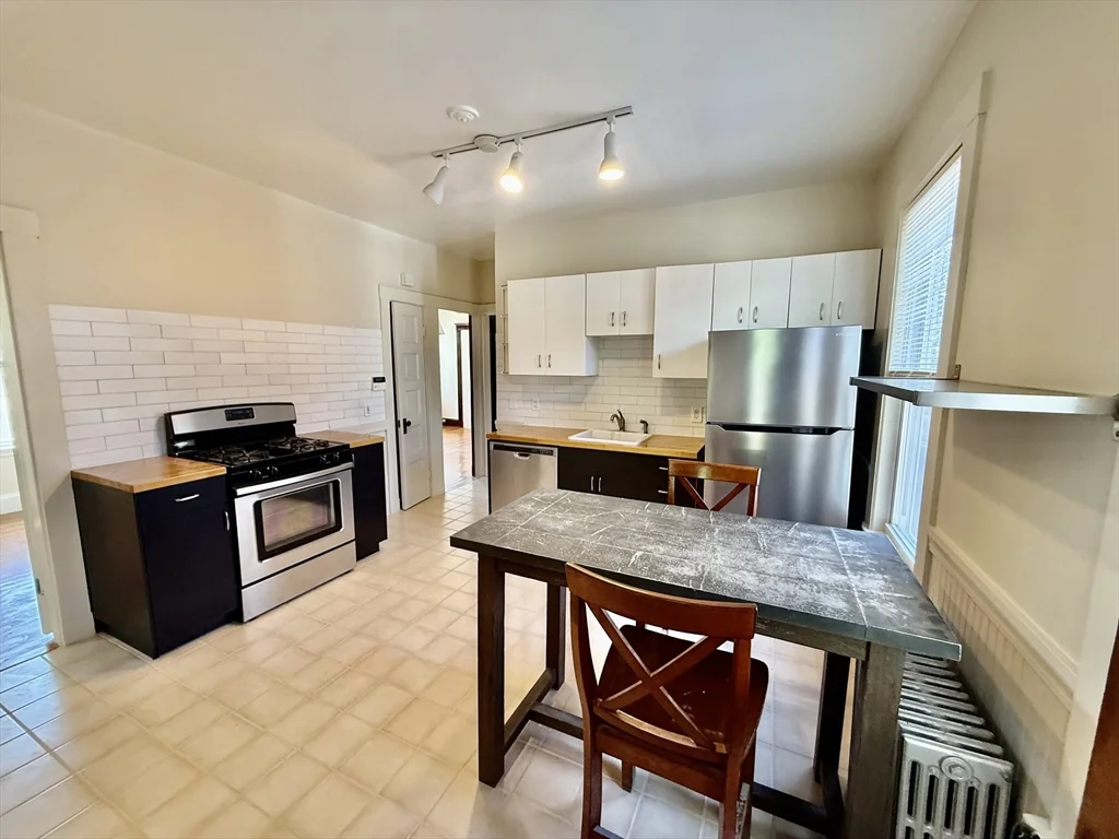 7 Chase, Dorchester