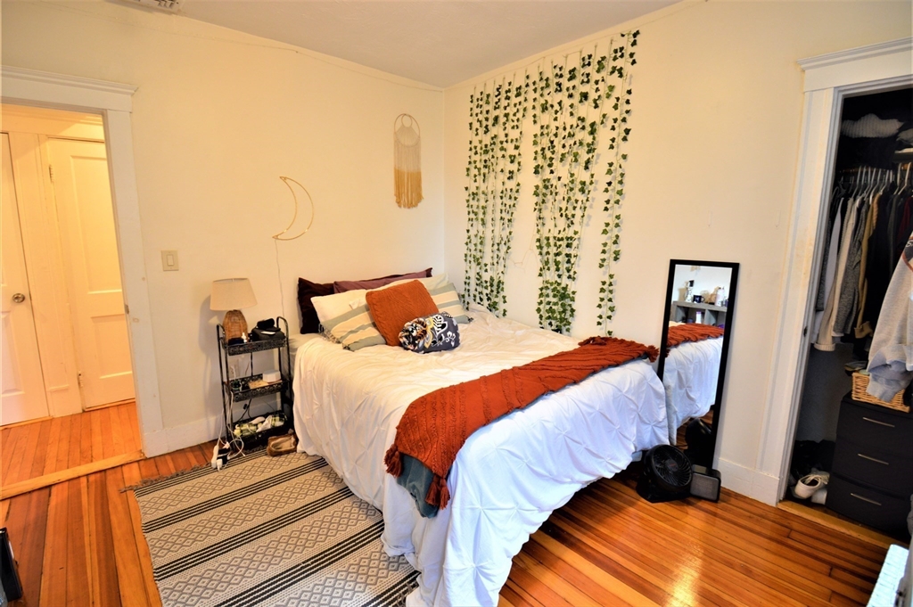 94 Montebello Rd, Jamaica Plain