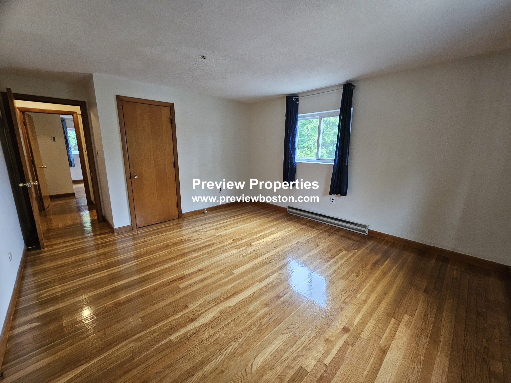 150 Barham Ave, North Quincy