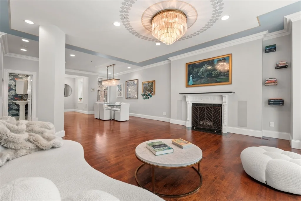 61 Saint Botolph St, Back Bay