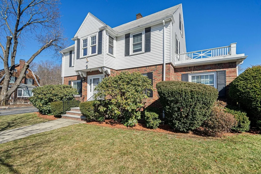 93 Lincoln Rd, Lawrence Estates