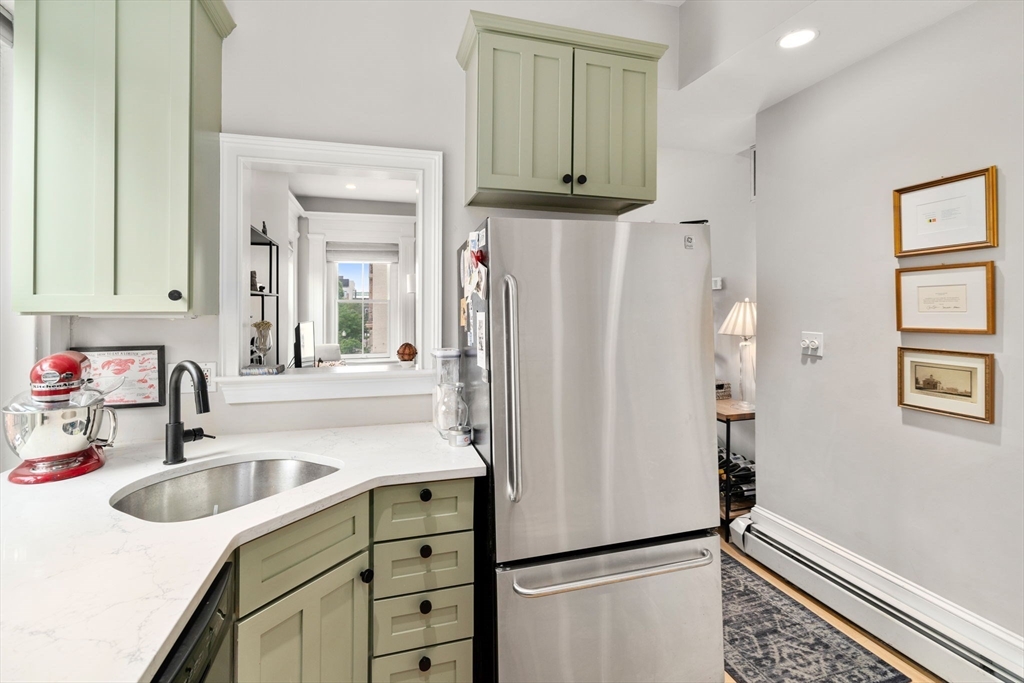 437 Shawmut Ave, South End