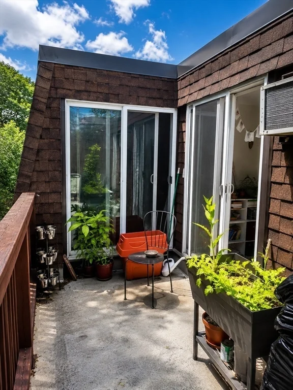 144 Kenrick, Brighton