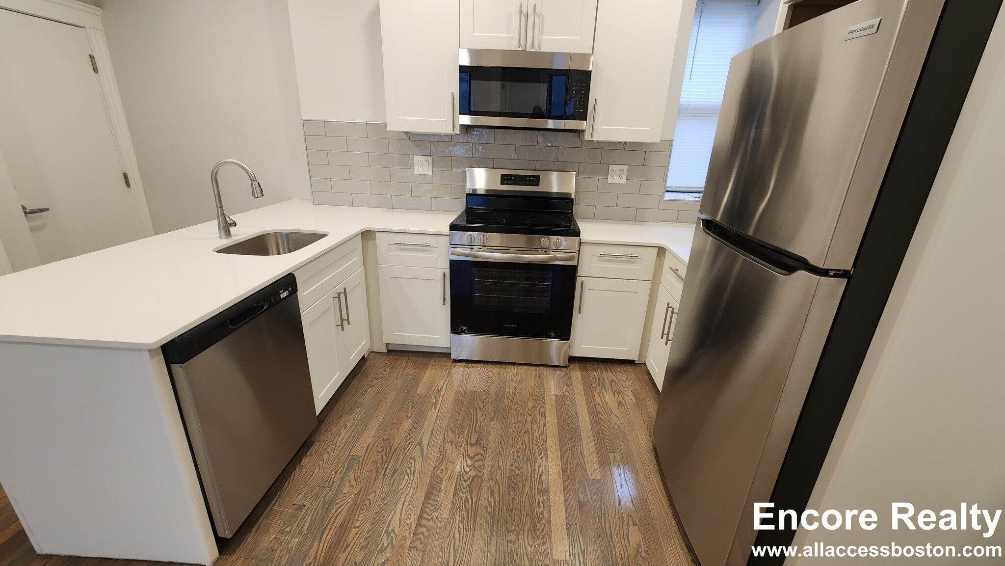 11 Peterborough St, Fenway