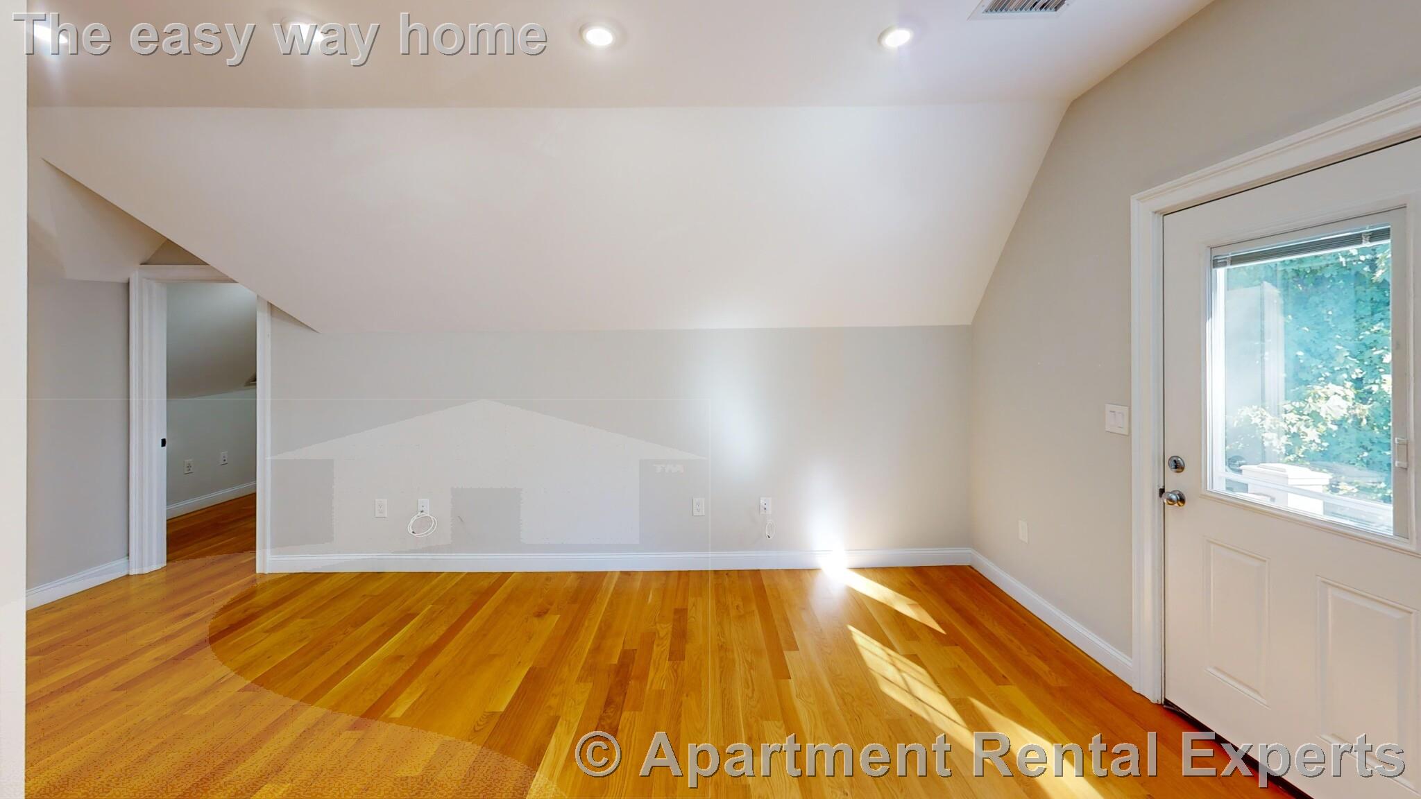 62 Gordon St, Allston