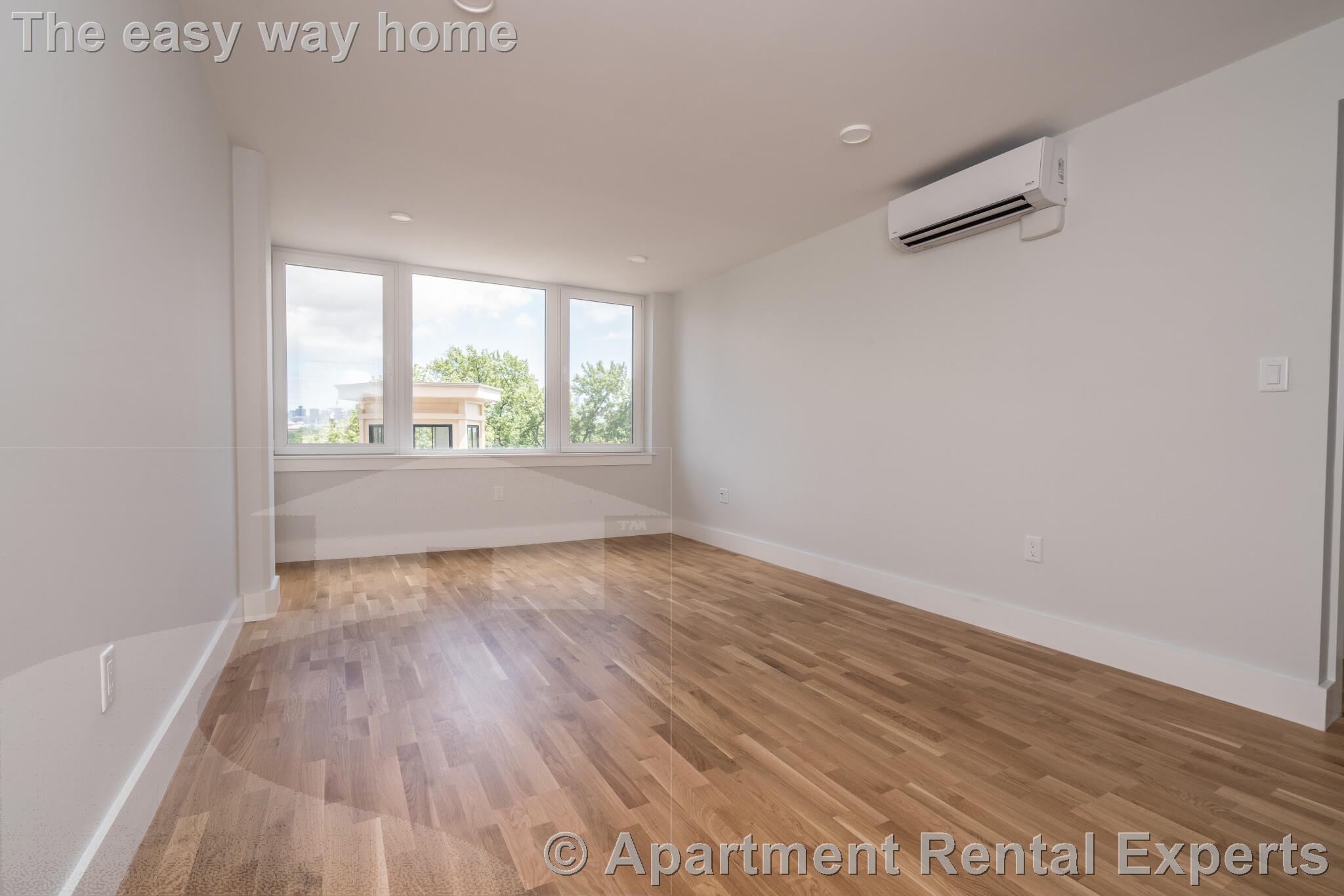 334 Harvard St, Harvard Square