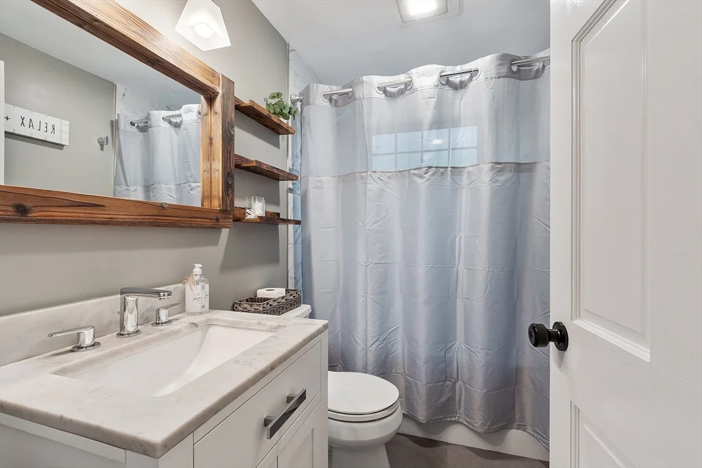 963 South St, Tewksbury