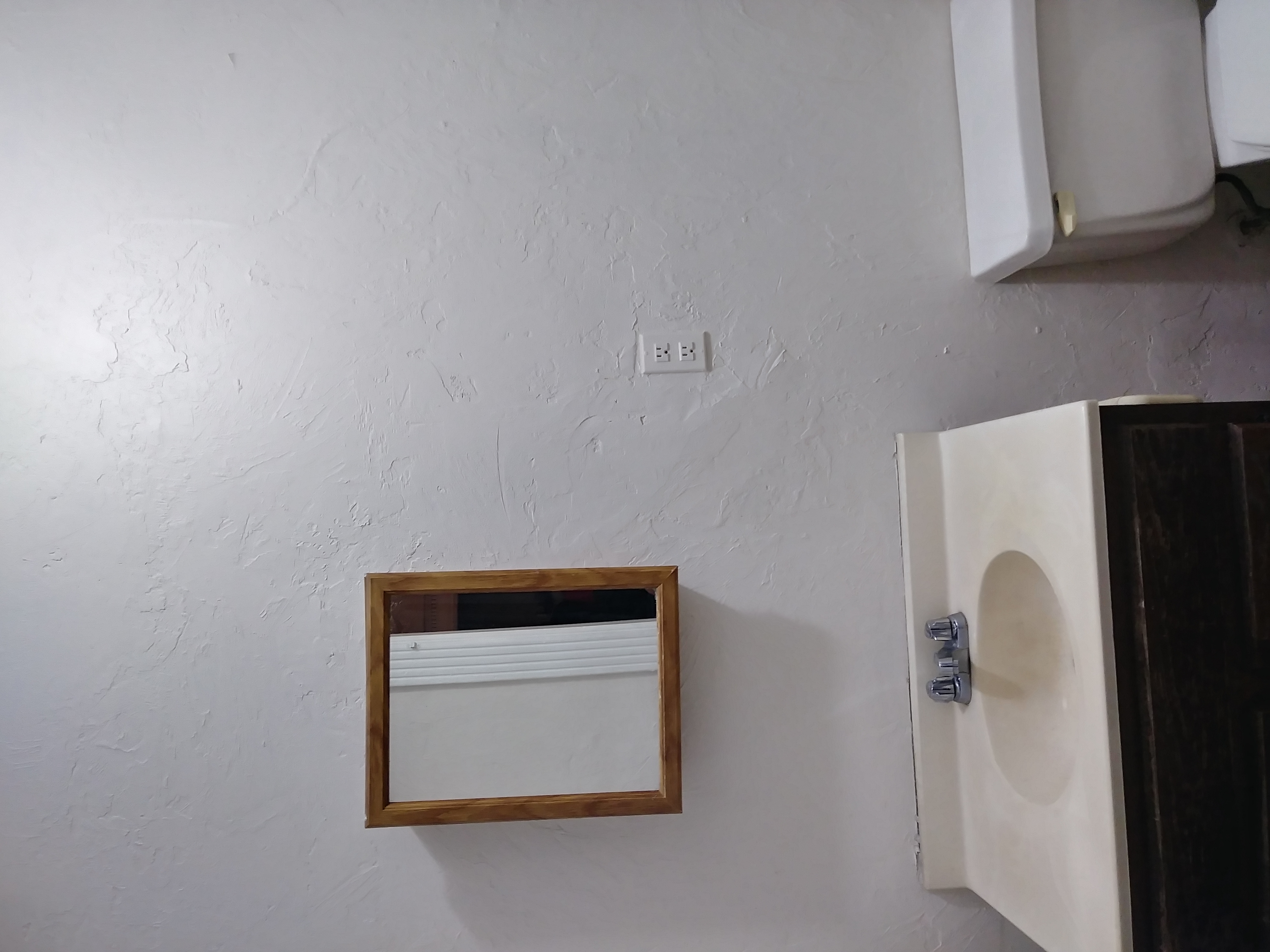 Studio bed, 1 bath apartment for rent at 63 Burbank St Unit 3, Back Bay — photo 2 of 19