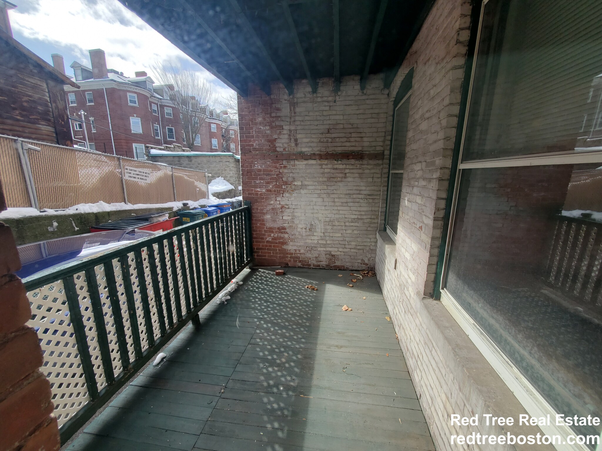 1677 Beacon St, Washington Square