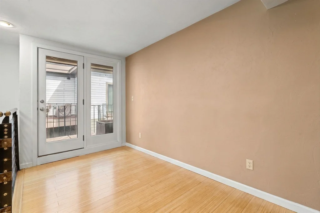 148 F St, South Boston