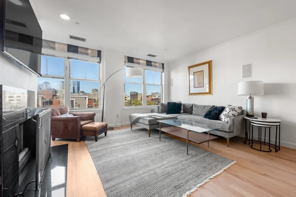 75 Clarendon, Back Bay