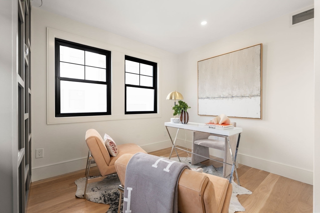 16-22 Clinton St, Newton