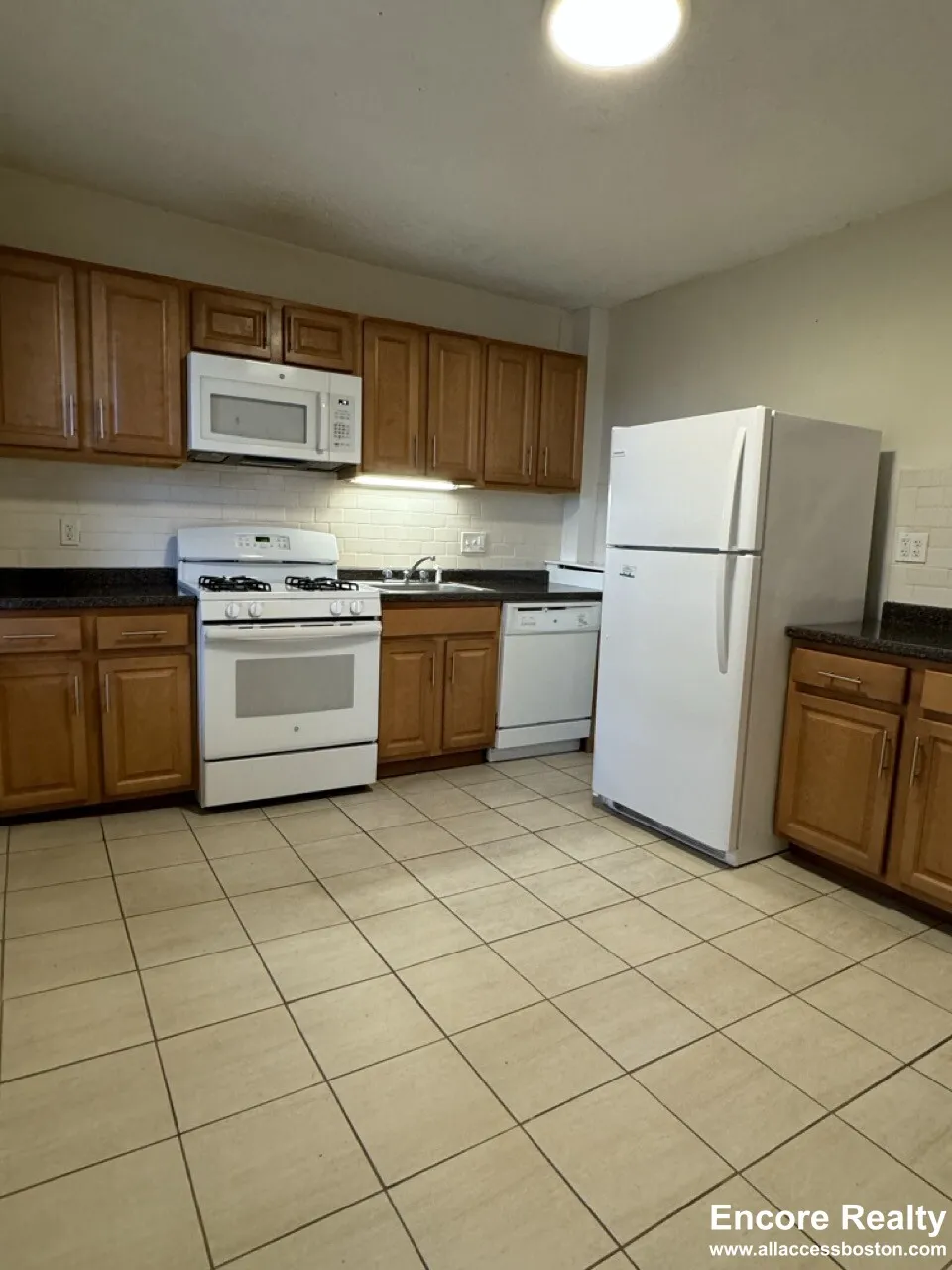 6 Barrows St, Allston