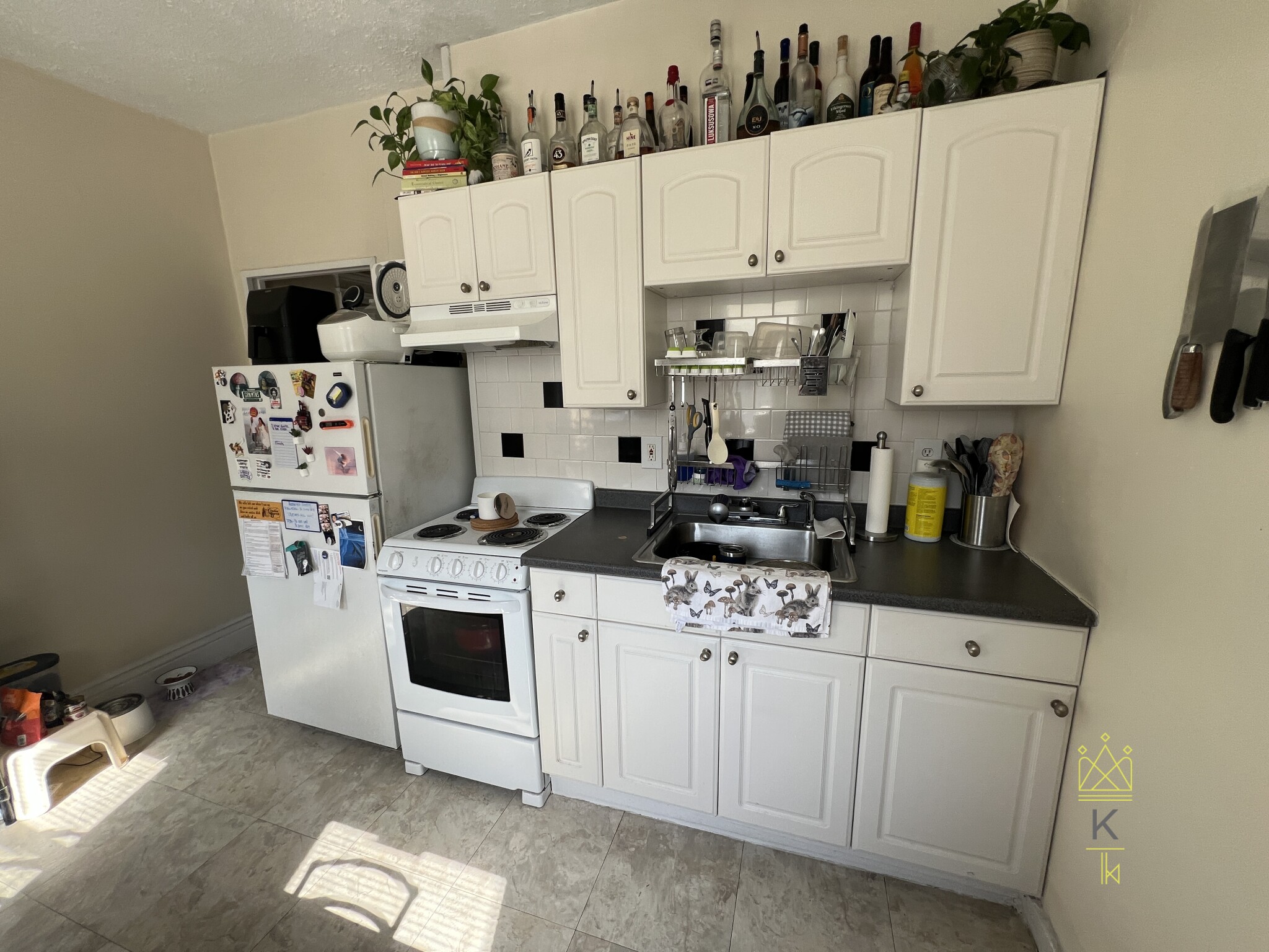 1963 Commonwealth Ave, Brighton