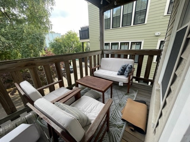 715 East 2nd St, South Boston