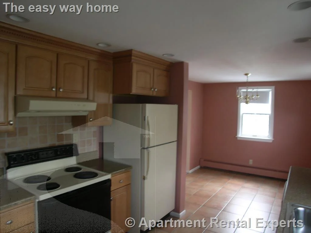 88 North St, Tufts