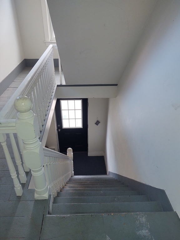 20 Fay Ct, Marlborough