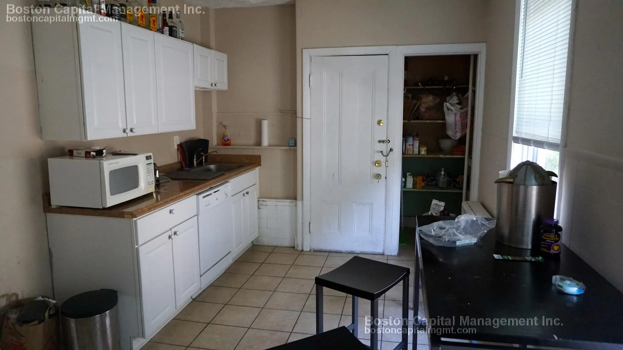 24 Pratt St, Allston