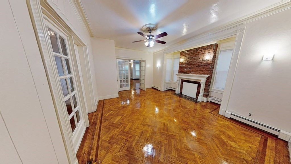 23 Waumbeck St, Roxbury